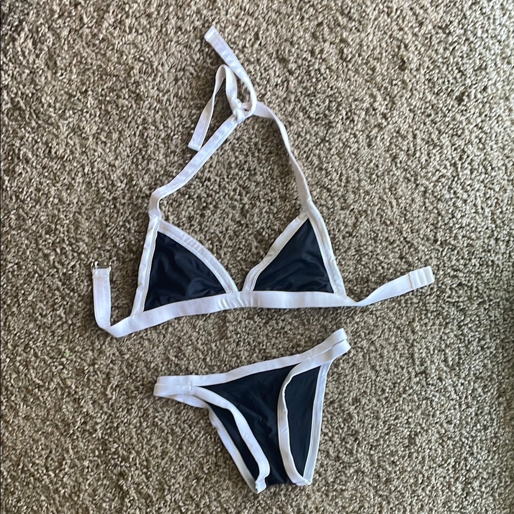 Black and White Triangle Bikini Set